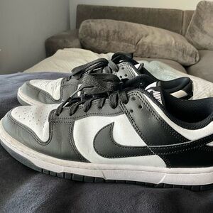 Nike Womens Black and Gray Sneakers